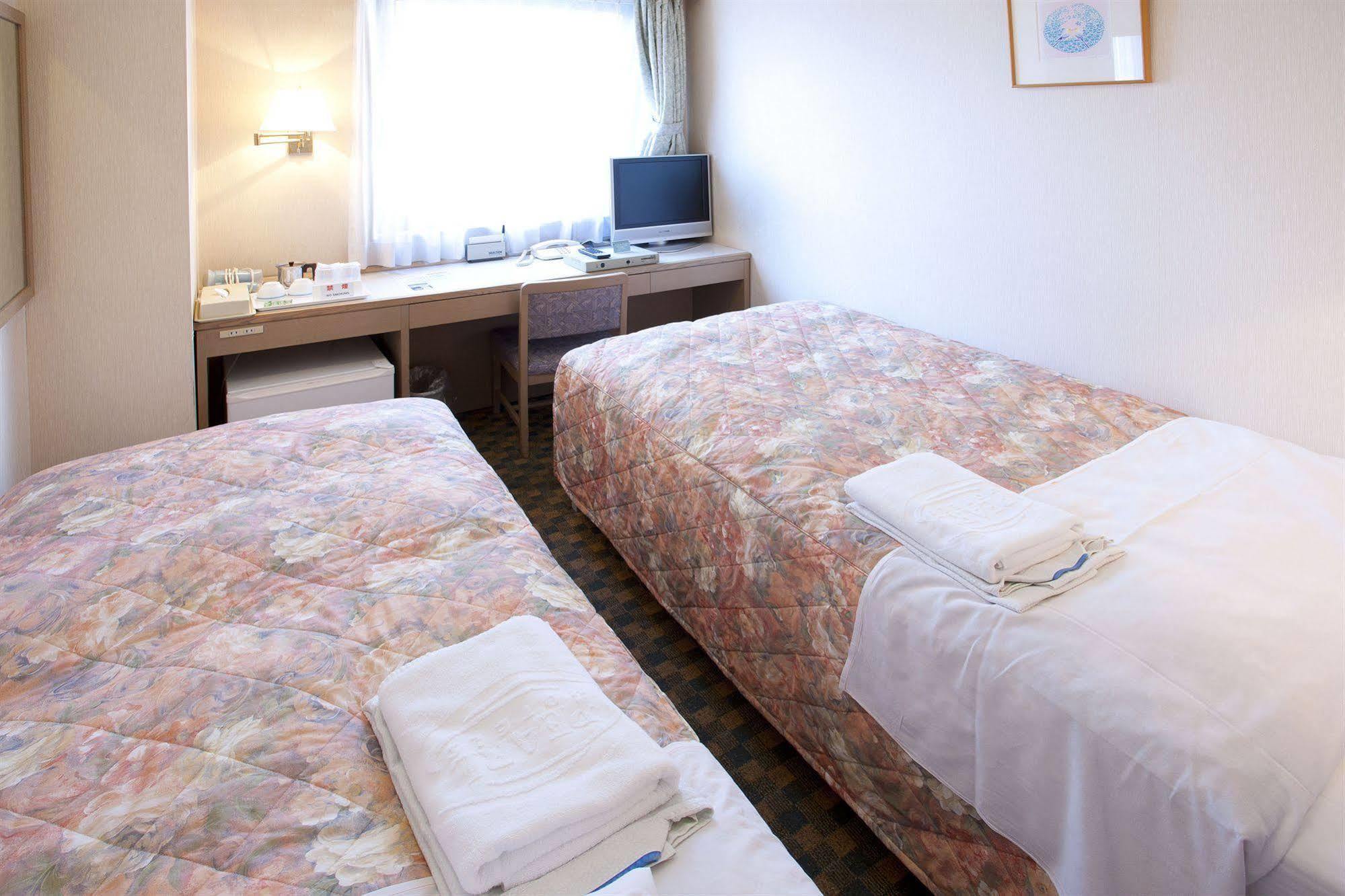 Pearl Hotel Kasai Tokio Buitenkant foto